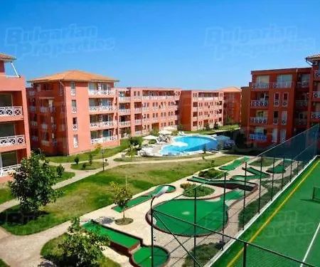 Sunny Day 6 Diva Apartment