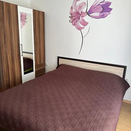 Sunny Day 6 Diva Apartment Tunkovo